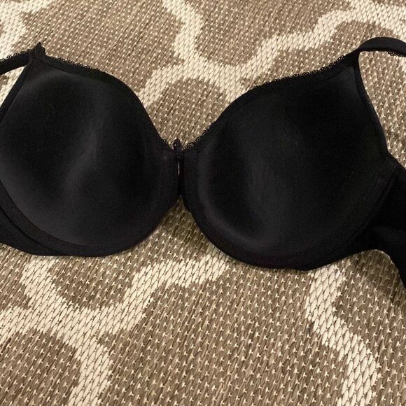 Victoria’s Secret bra lined perfect coverage size 36D - Picture 3 of 5